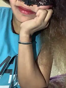 NeoleeLkr online show from November 7, 11:21 am