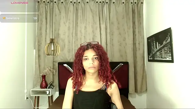 Snapshot of luisa__torres chatting on May 16, 3:25 am luisa torres online show from May 16, 3:25 am