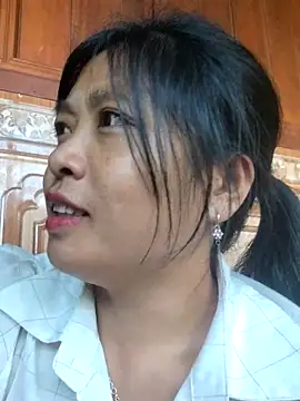 Snapshot of Angela-babyxx chatting on October 17, 1:20 am Angela-babyxx online show from October 17, 1:20 am