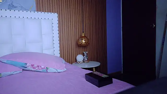 mamaneedsfun online show from November 8, 12:49 pm