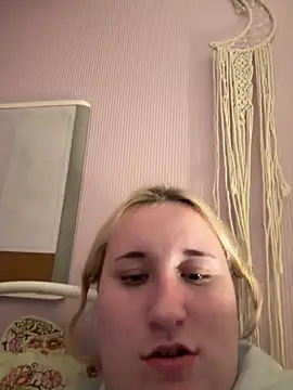 imawhorenslut19 online show from April 10, 3:34 am