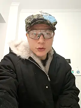 AAASuck online show from January 16, 11:14 am