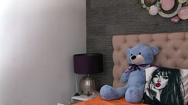 VannyFoxx online show from March 27, 3:23 pm