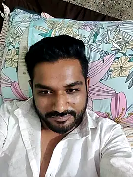 Snapshot of avi007p chatting on September 12, 9:15 pm avi007p online show from September 12, 9:15 pm