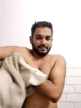 Snapshot of avi007p chatting on October 7, 6:05 pm avi007p online show from October 7, 6:05 pm