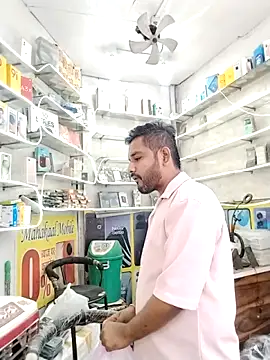 Snapshot of avi007p chatting on October 11, 6:45 am avi007p online show from October 11, 6:45 am