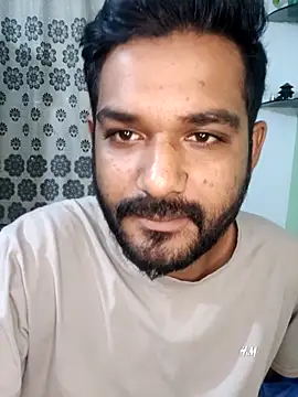 Snapshot of avi007p chatting on October 27, 5:06 pm avi007p online show from October 27, 5:06 pm