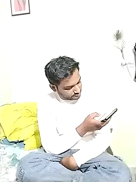 avi007p online show from November 8, 7:45 pm