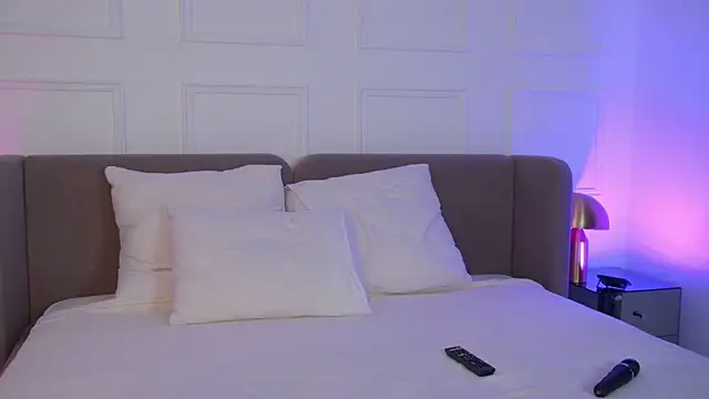 JaneBrock online show from March 27, 12:38 pm