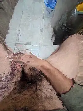 WelloffUpthrow online show from December 15, 4:06 am