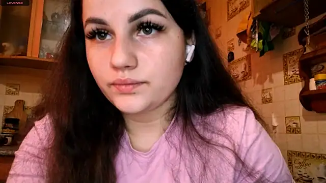 DierdreCousineau online show from November 16, 10:21 am