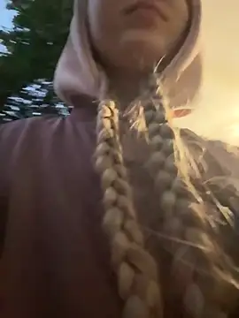 Snapshot of FroggyAnna chatting on October 14, 3:13 pm FroggyAnna online show from October 14, 3:13 pm