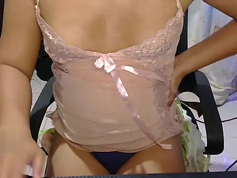 honeyLushess online show from November 27, 1:40 am