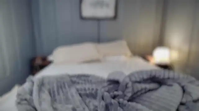 Snapshot of TheNaturalistX chatting on February 22, 1:18 am TheNaturalistX online show from February 22, 1:18 am