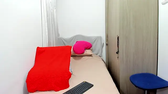 Snapshot of Isbettyche chatting on November 19, 11:05 pm Isbettyche online show from November 19, 11:05 pm