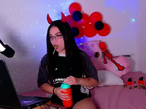 SofiKray online show from October 14, 1:28 am