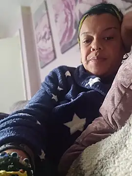 GoddessChantelle online show from April 21, 7:14 am