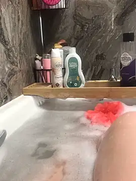 Imogenbabyyy online show from April 21, 6:12 pm