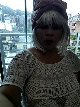 Snapshot of kamyla_69 chatting on December 4, 8:06 pm kamyla 69 online show from December 4, 8:06 pm