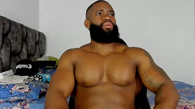 Snapshot of james_musclebbc chatting on November 30, 5:28 pm james musclebbc online show from November 30, 5:28 pm