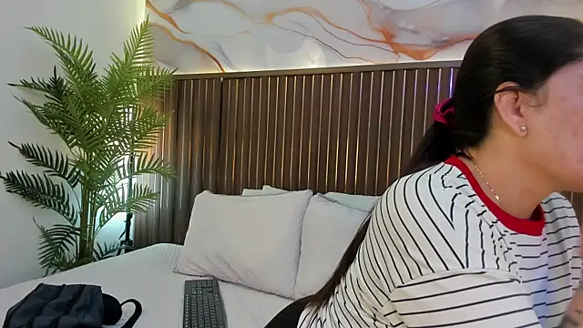 Roxie-NS online show from January 14, 11:49 am