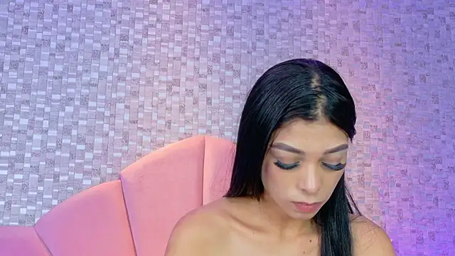 AshleyBaker1 online show from April 18, 7:07 pm