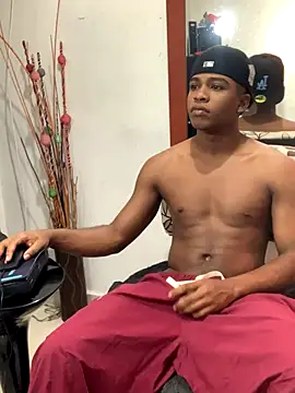 Snapshot of DEMOND_333 chatting on September 25, 2:32 pm DEMOND 333 online show from September 25, 2:32 pm