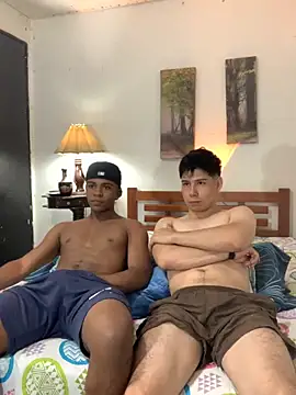 Snapshot of DEMOND_333 chatting on October 22, 5:19 am DEMOND 333 online show from October 22, 5:19 am