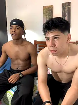 Snapshot of DEMOND_333 chatting on October 23, 3:17 am DEMOND 333 online show from October 23, 3:17 am