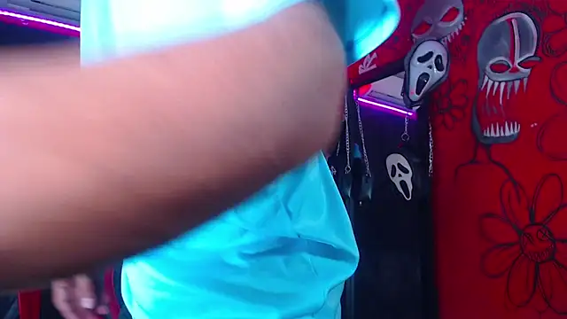 dante hellsingx online show from November 25, 12:10 am