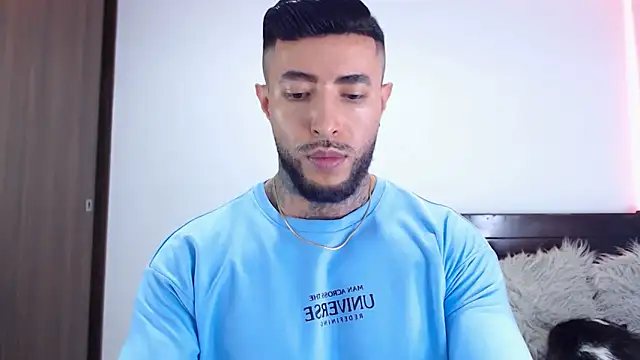 andrea de lucaa online show from December 20, 2:40 am