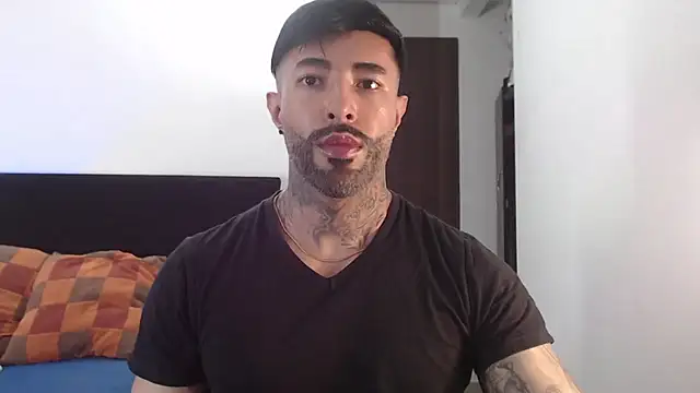 andrea de lucaa online show from July 29, 3:37 am