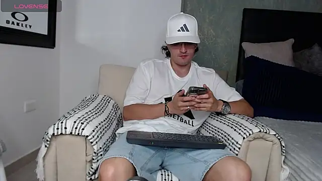 steve hornyboy online show from October 24, 1:24 am