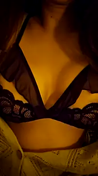 LeemaBean online show from September 23, 4:32 pm