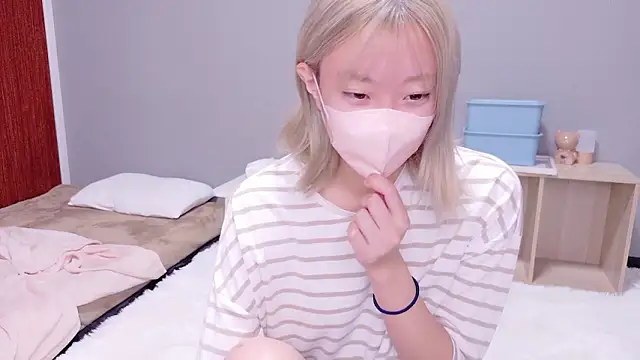 Nana  ch online show from November 11, 4:45 am