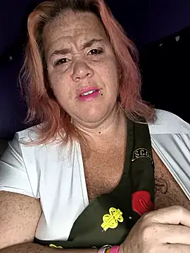 Courdles online show from October 31, 8:59 am