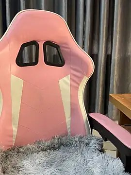 Snapshot of Orianna69 chatting on December 1, 2:38 am Orianna69 online show from December 1, 2:38 am