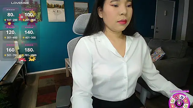 Snapshot of SHEILYN_ chatting on June 3, 4:37 am SHEILYN online show from June 3, 4:37 am