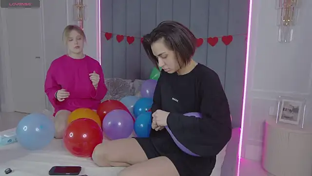 VioletAsh online show from March 4, 5:13 am