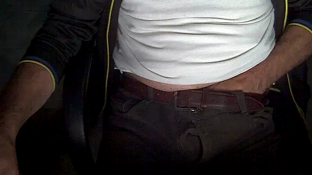 velikifant7 online show from April 16, 4:13 am