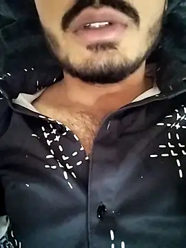 Snapshot of Hotyy_subhu chatting on October 9, 3:43 pm Hotyy subhu online show from October 9, 3:43 pm