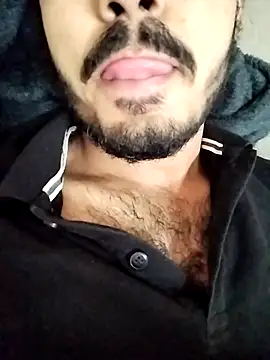 Snapshot of Hotyy_subhu chatting on October 10, 6:40 pm Hotyy subhu online show from October 10, 6:40 pm