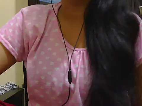 Snapshot of fairy_queen07 chatting on September 28, 5:51 pm fairy queen07 online show from September 28, 5:51 pm