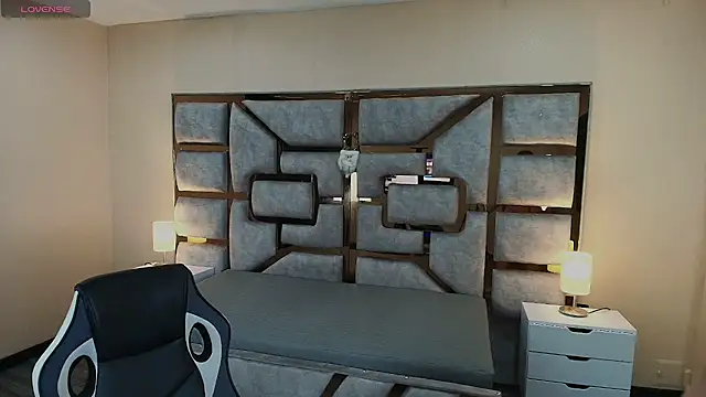 Snapshot of Candy_Velvet chatting on December 3, 7:23 pm Candy Velvet online show from December 3, 7:23 pm