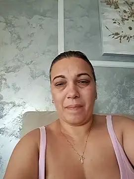 Snapshot of PalomaDesireee chatting on September 16, 4:46 am PalomaDesireee online show from September 16, 4:46 am
