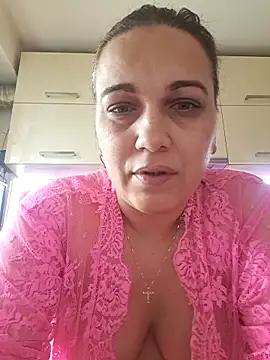 Snapshot of PalomaDesireee chatting on October 13, 6:02 am PalomaDesireee online show from October 13, 6:02 am