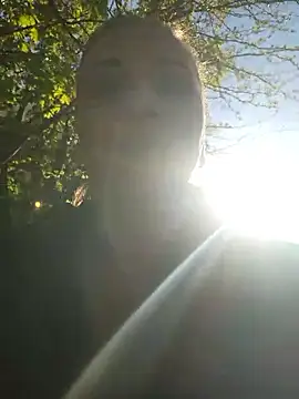 PalomaDesireee online show from April 24, 5:21 am