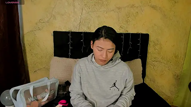 Snapshot of Tiffany_Nm chatting on May 1, 1:59 pm Tiffany Nm online show from May 1, 1:59 pm