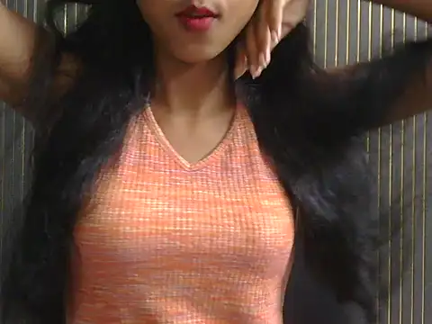 Snapshot of Exotic_Shikha chatting on June 5, 5:18 pm Exotic Shikha online show from June 5, 5:18 pm
