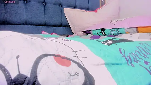 Hanna wish online show from December 3, 1:13 am